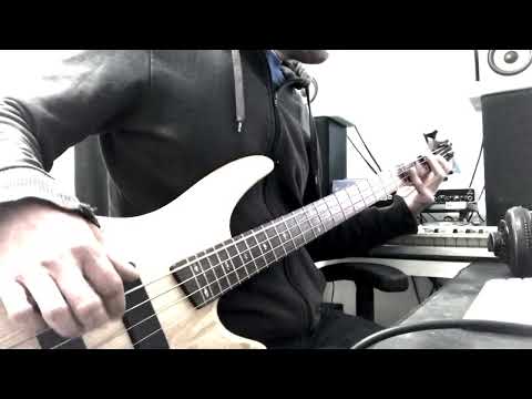 Alf theme. Bass cover.