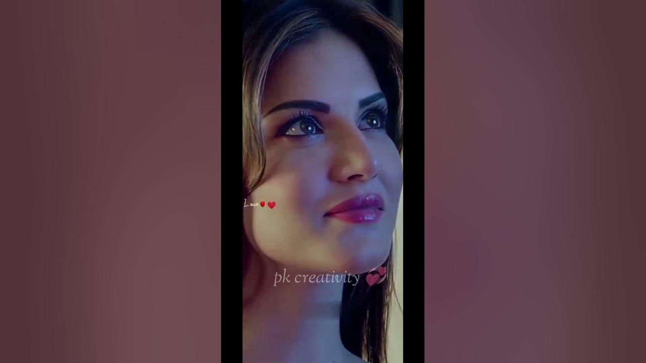 Main Adhura _😘Sunny Leone Sizzling Status _ Romantic Status 🥰🥰
