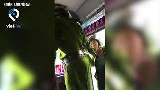 Nhóm Cảnh sát trật tự ngang nhiên kiểm tra hành chính bị người dân phản đối