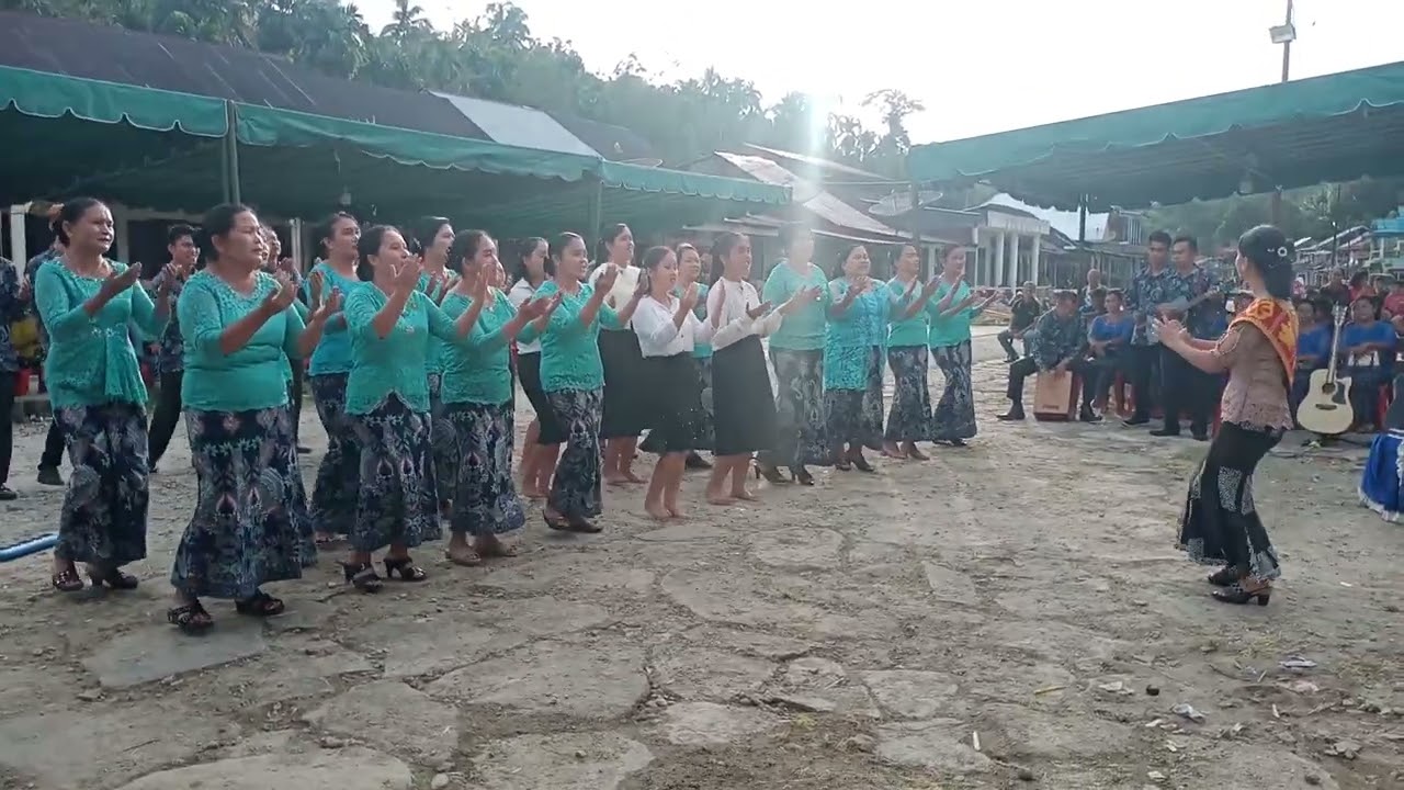 Juara 1 (Satu) Lagu Korg Musik Gereja AFY Pada Natal Oikumene Desa Bawodobara Kec. Telukdalam