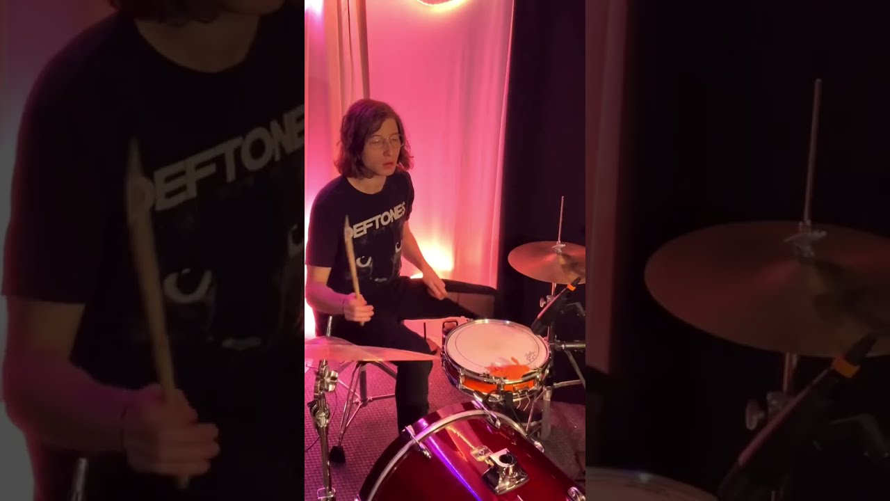 Sewerslvt Kawaii Razor Blades Drum Cover 