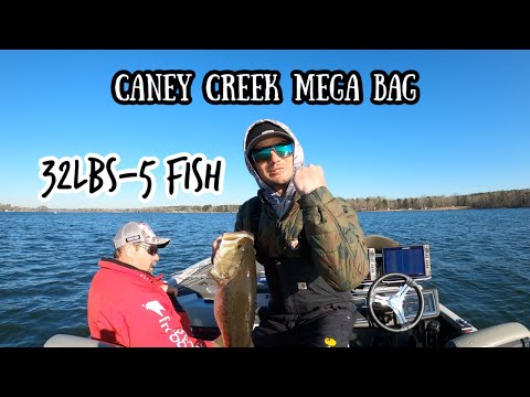 A DAY TO REMEMBER 5 FISH FOR 32LBS TWO OVER 8LBS CANEY CREEK LOUISIANA