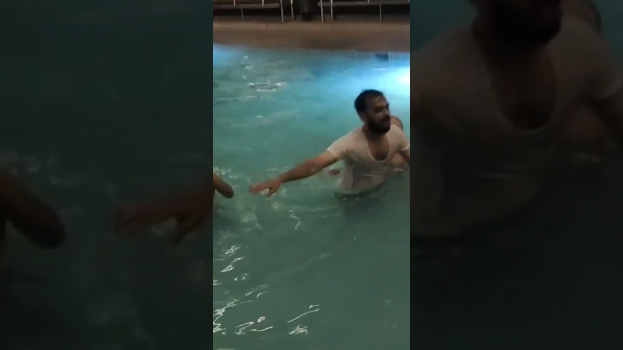 Aqua wave swimming pool