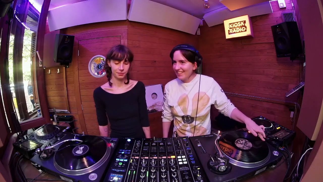 Planet Show w/ catkin @ Kiosk Radio, Brussels