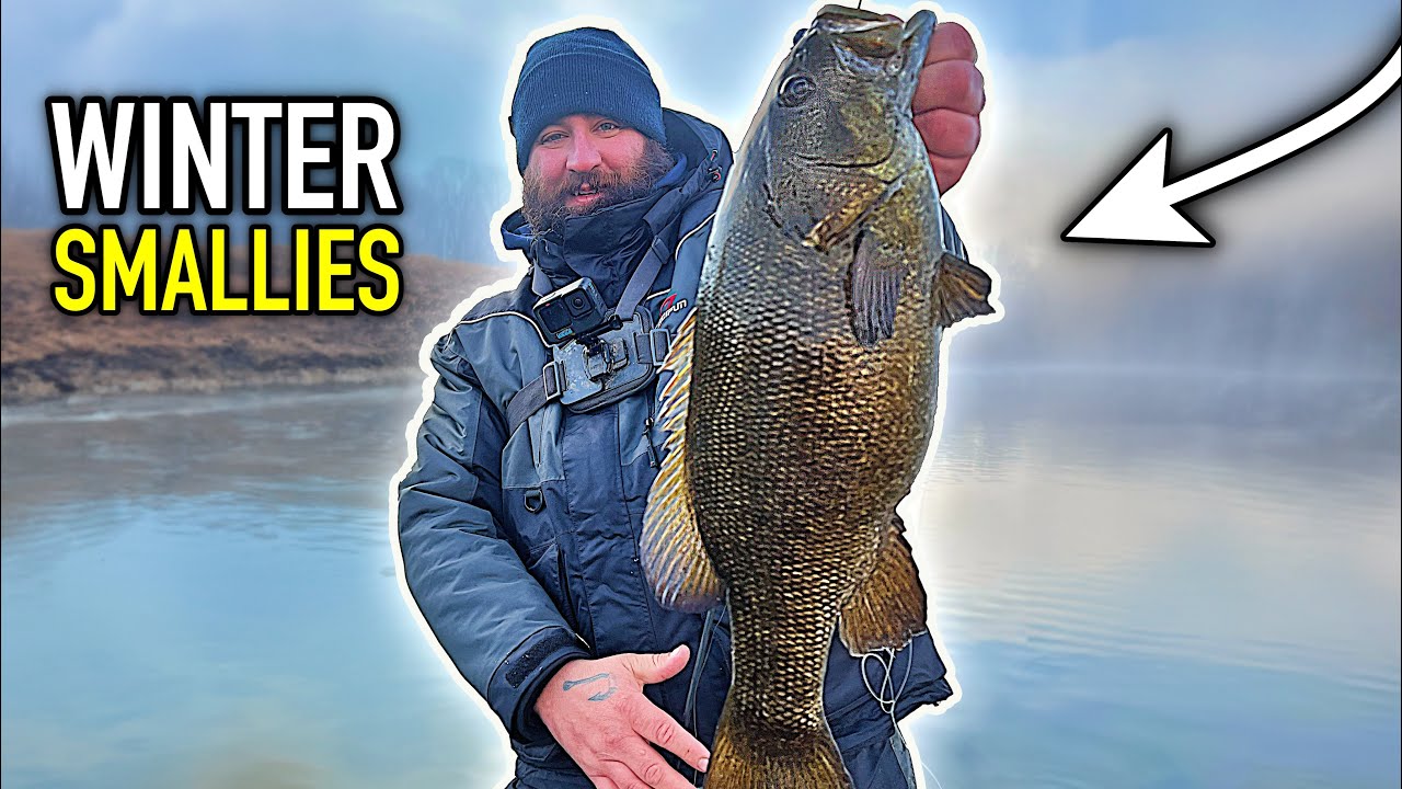 HAMMERING Winter Smallmouth Bass in 40 Degree Water!