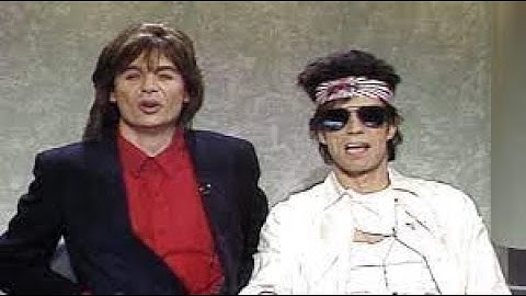 Rolling Stone, Mick Jagger Impersonates Keith Richards on SNL Comedy Debate (Edited)