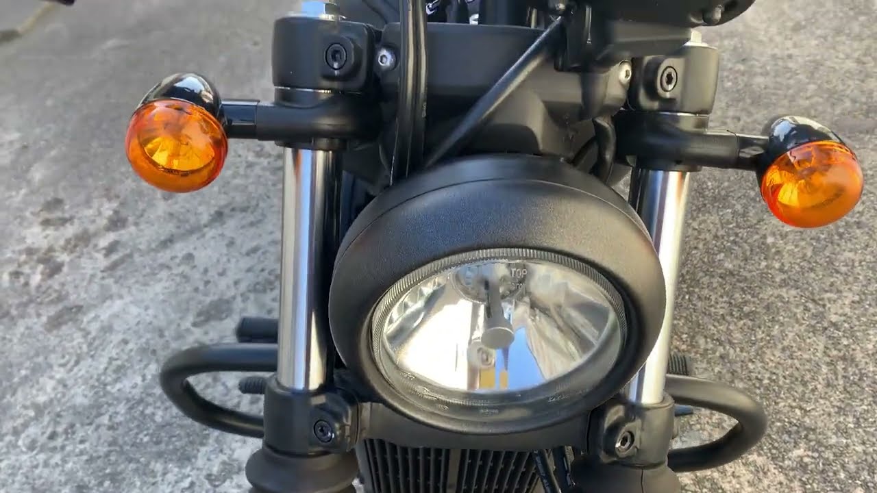 HYOSUNG GV125S BOBBER