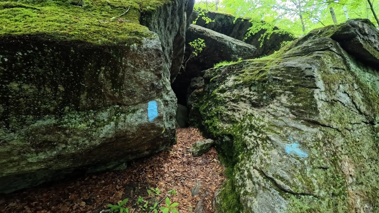 Leatherman's Cave Hike, Thomaston, CT, a tough hike that's worth the challenge