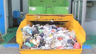 trash compactor