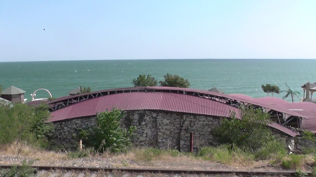 Махачкала и Каспийское море из окна поезда - YouTube