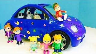 Blue VOLKSWAGEN Beetle Car Toys RIDE to the PARK with Alvin and the Chipmunks!