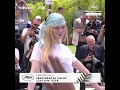 Elle Fanning, rayonnante, pose au photocall du Festival de Cannes 2025 !