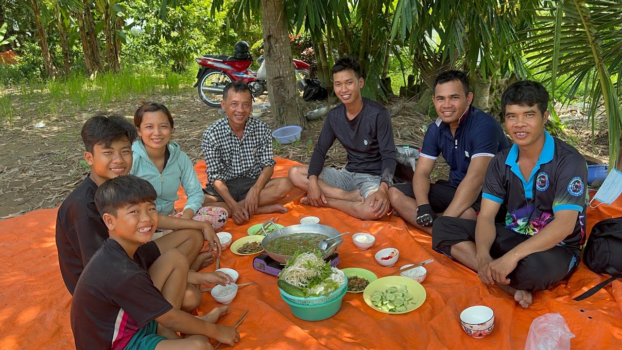 Em Nam thiệt tình dữ lắm rồi hé / Ếch đồng nấu canh chua lá Me . Kho Sả ớt quá ngon VXĐ 981 