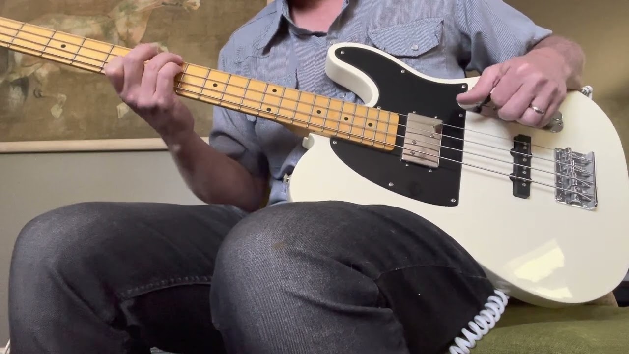 2012 Squier Vintage Modified Telecaster Bass Special Tele Vintage Blonde / White 32” Medium Scale