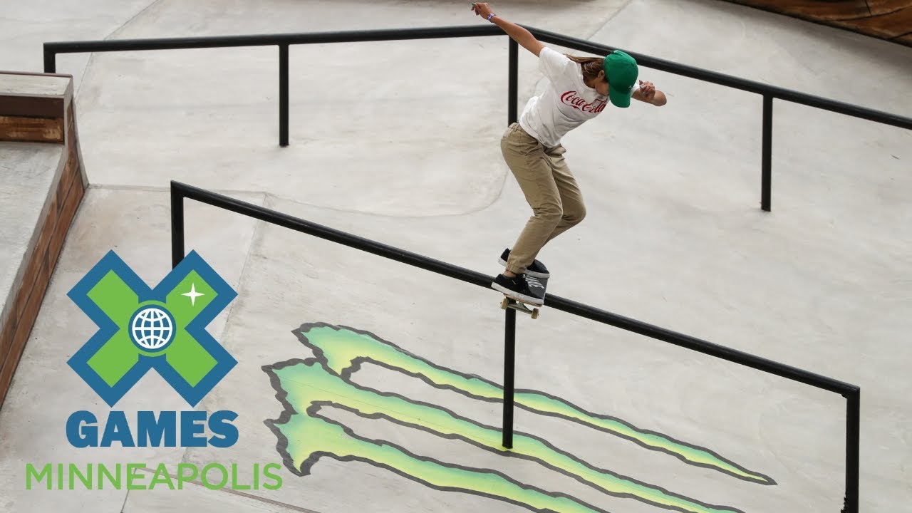 Women’s Skateboard Street