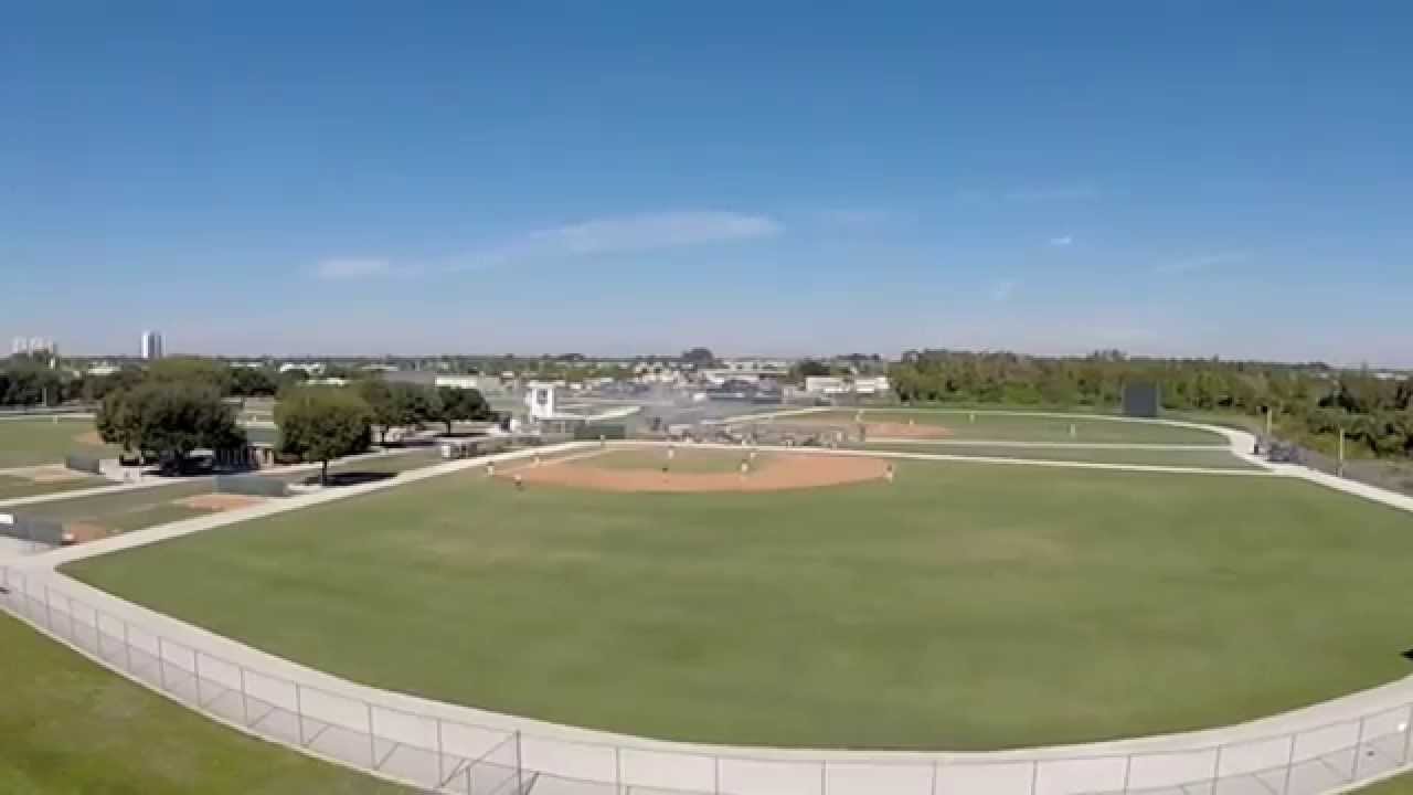 Wltoys V303 Seeker At The Player Development Complex Lee County Florida -  YouTube