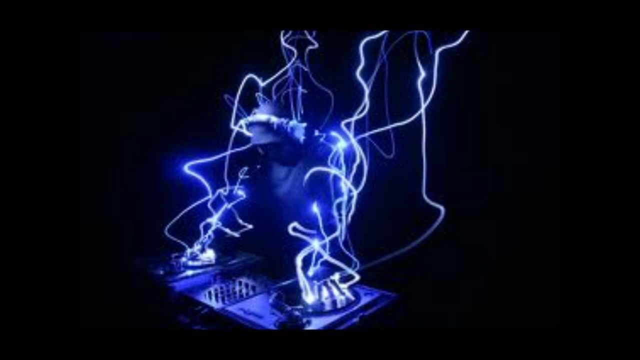 Guarda Dj O Smyles Drum´n Bass High Flight.wmv su YouTube Guarda Dj O Smyles Drum´n Bass High Flight.wmv su YouTube