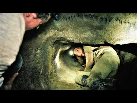 ТУРИСТЫ нашли СЕКРЕТНЫЙ тоннель в катакомбах и ПОЖАЛЕЛИ об этом | Краткий пересказ