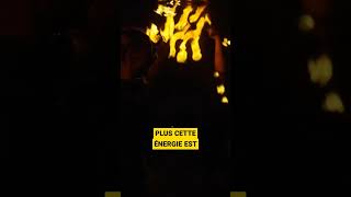 Tu n'es pas faible - ta souffrance est le carburant du rituel.