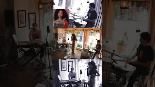 Some SZA from Destiny🎙, Nick 🎹, and I #gooddays #sza #trio #szacover #popcover #livemusic #sos