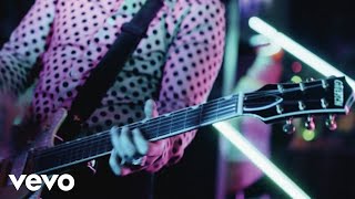 Lovebreakers - Laura Official Video