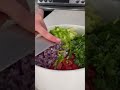   سلطة الافوكادو