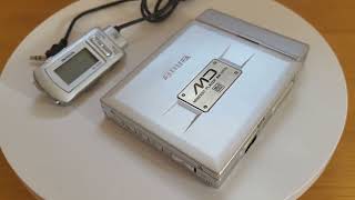 Aiwa Am-Hx30 Portable Minidisc Player For Parts Or Repair Only