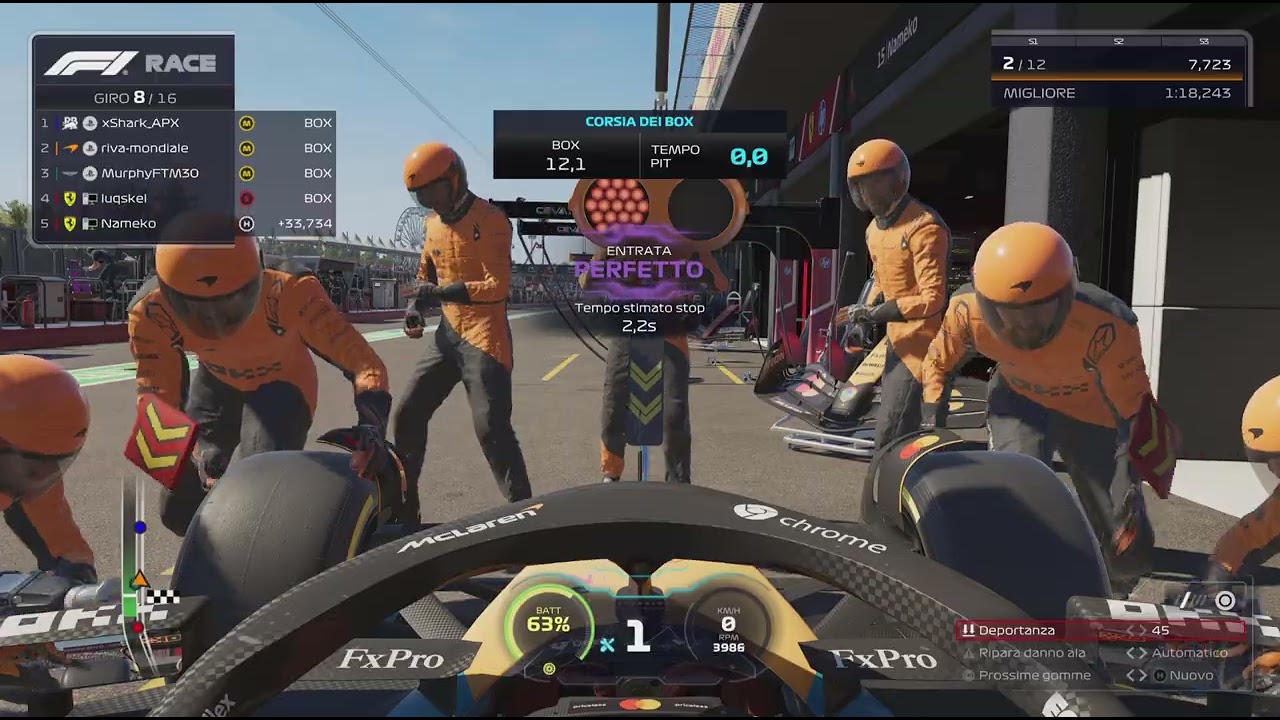 Clracing round Finale Vinta