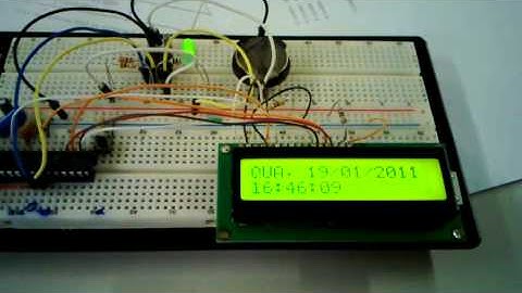 Pinguino LCD 16x2 and i2c RTC DS1307