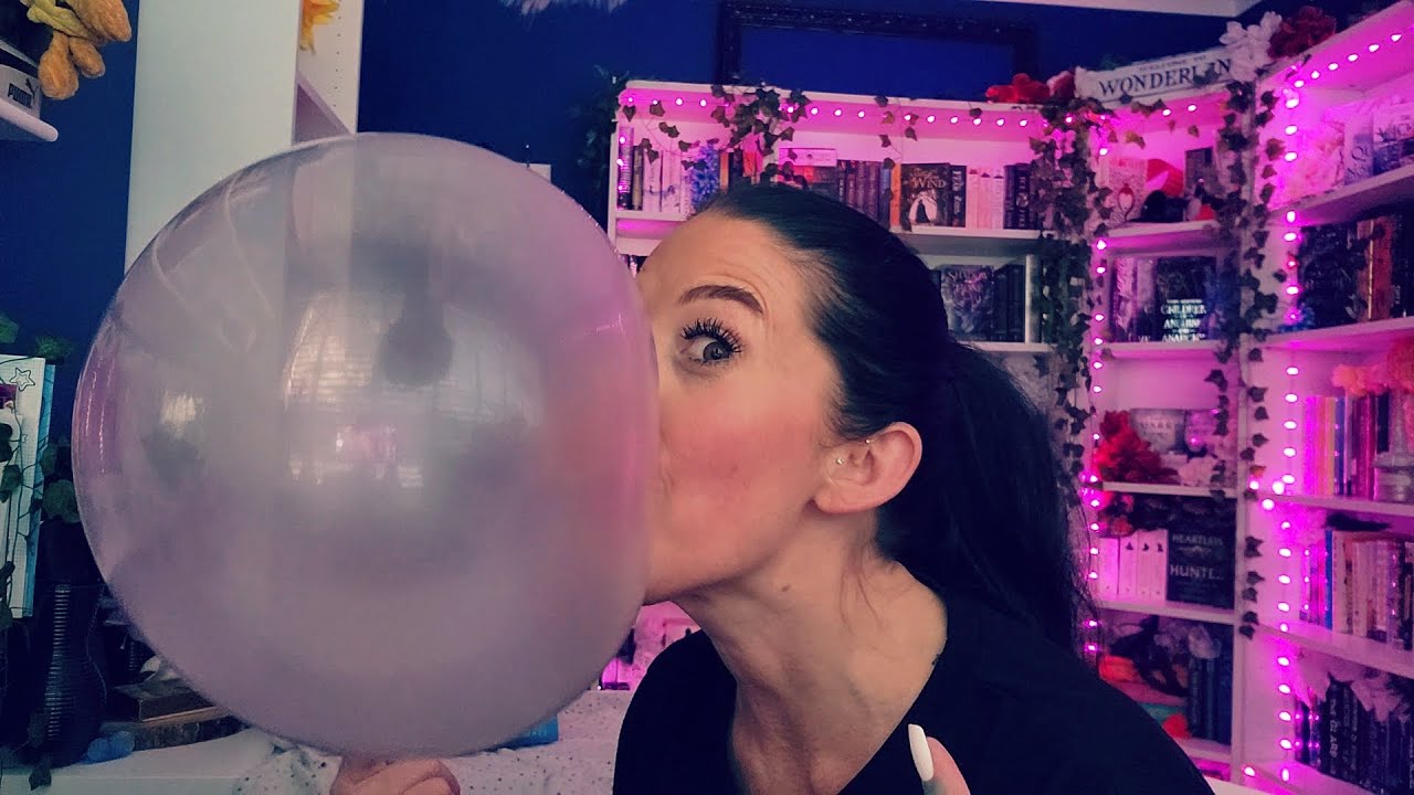 ASMR- Gum Chewing/Bubble Blowing - Quench Sports Gum (These Bubbles Were HUGE!) 🫧