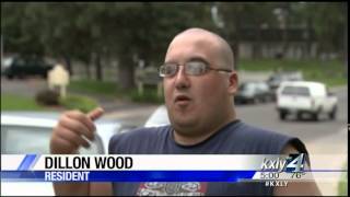 Man arrested for burglary, threatening woman with replica rifle