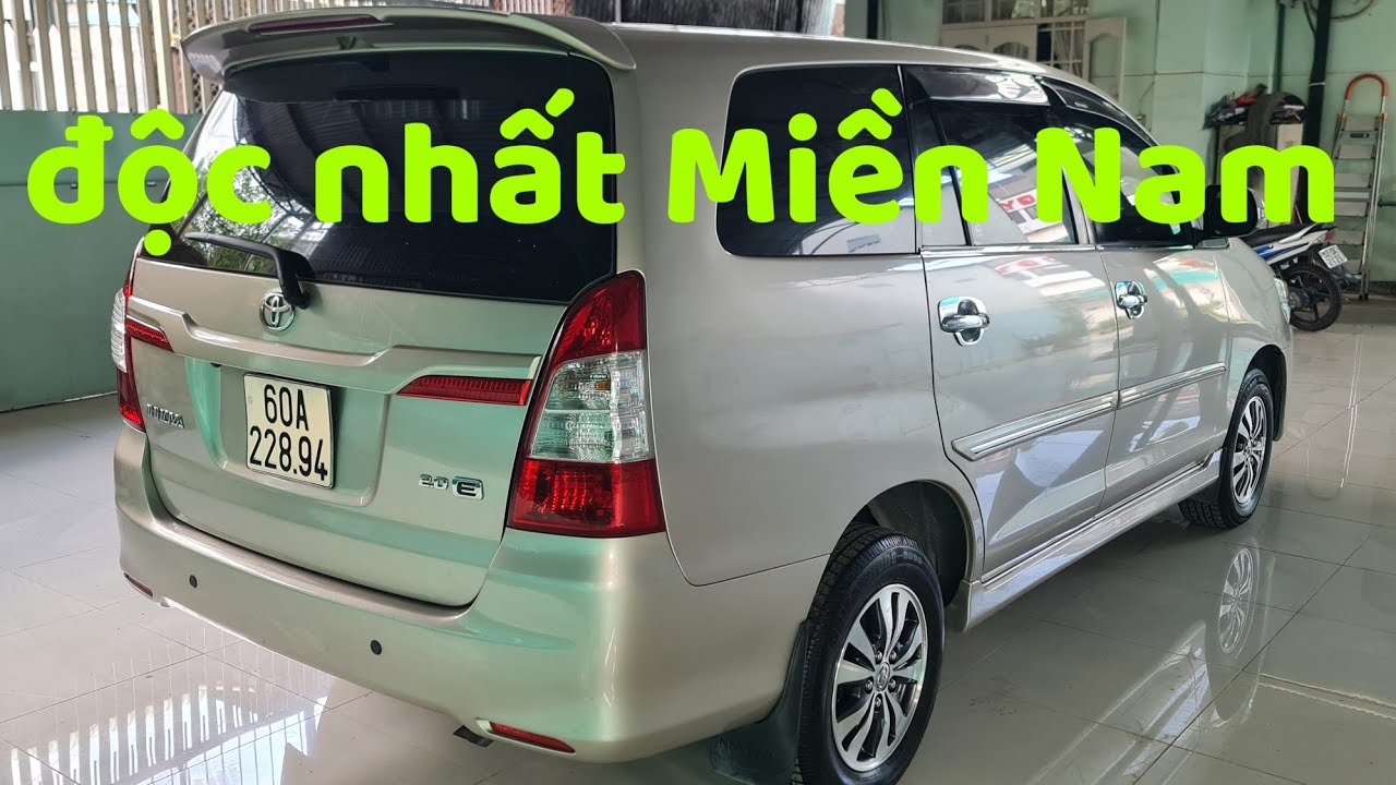 innova số sàn 2015 xe trùm mền,ĐT 0913777181.