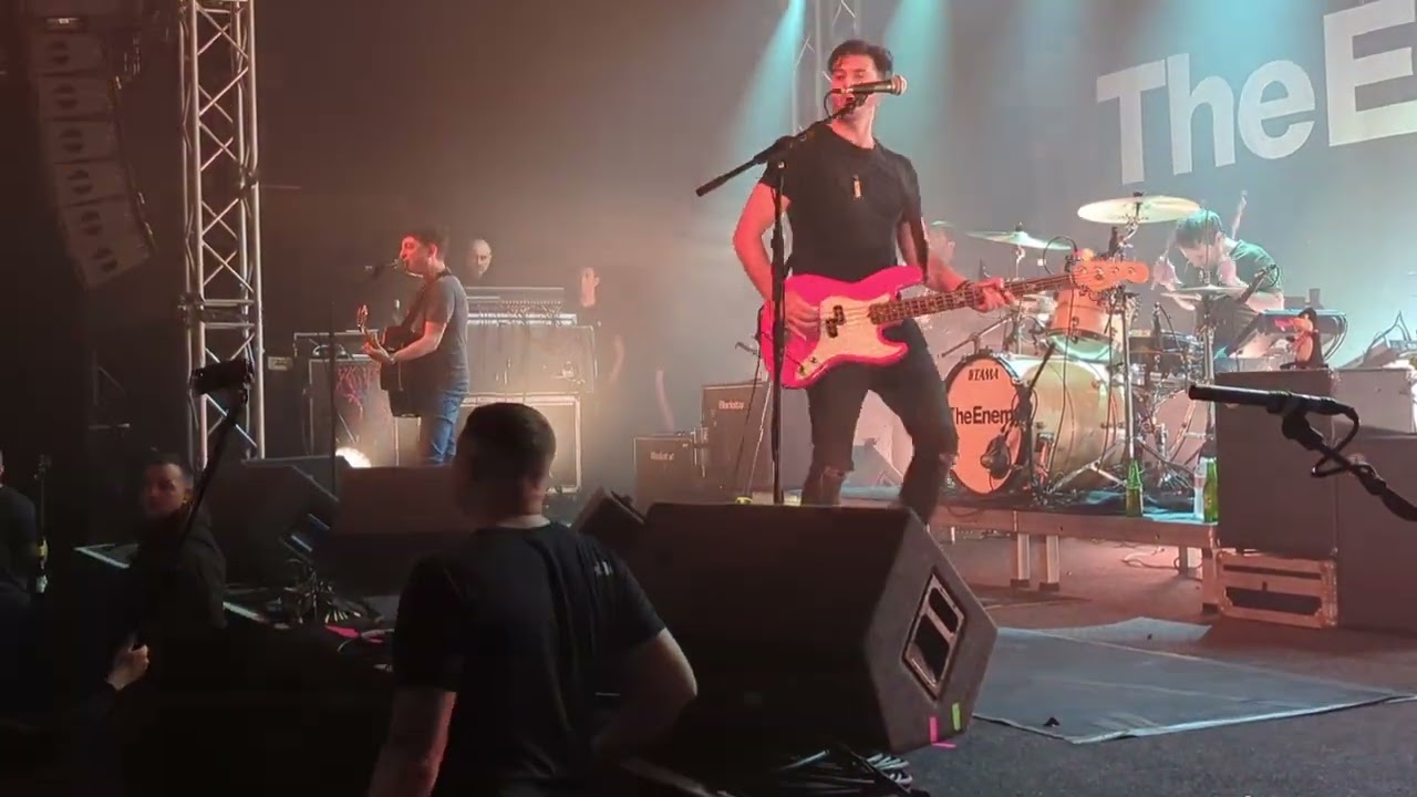 The Enemy - We'll Live And Die In These Towns (Live at HMV Empire, Coventry 05/11/22)