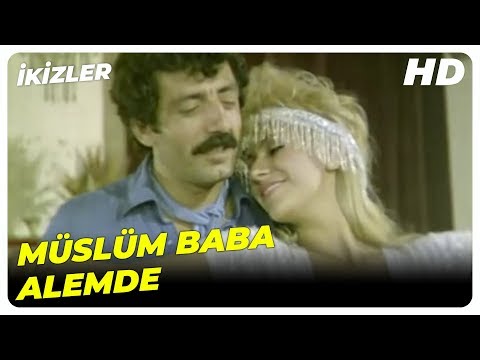 İkizler - Müslüm Baba Pavyon'da Olay Çıkardı! | Müslüm Gürses Eski Türk Filmi