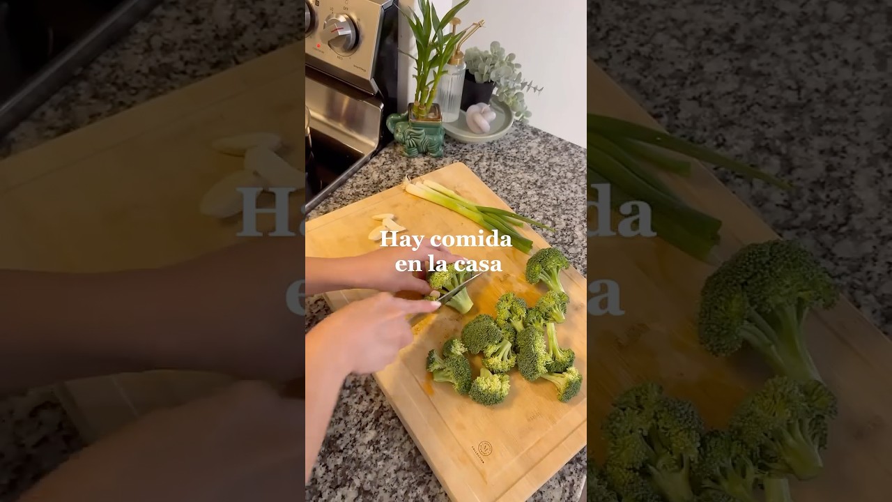 #latinacontentcreator