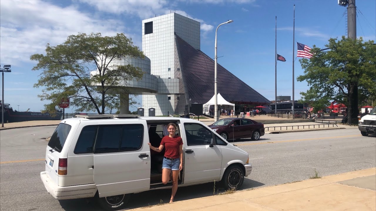 VAN LIFE- ROCK AND ROLL HALL OF FAME & GREAT LAKES (CLEVELAND, OH)- LONGEST TRIP YET!
