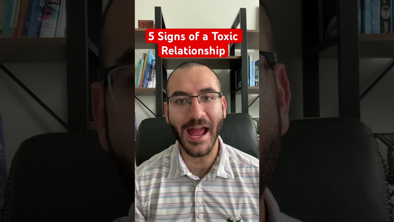 5 Signs You Are In A TOXIC Relationship