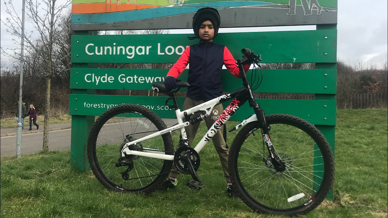 Cuningar Loop - Day out - YouTube