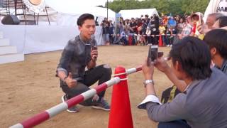 เอิ้นอ้ายแหน่เด้อยามเธอมีแฮง - คอนเสิร์ต Thai Festival 2016 Ozaka