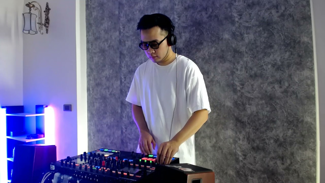[RaveWithMe Ep001] Festival Vibes Mix by Phong Le