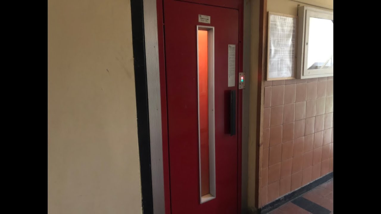 1970s Ganz-Schindler 2-speed traction elevator (Original) - @ Budapest, Gyenes utca 1/A