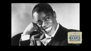 Watch Louis Armstrong You Go To My Head video