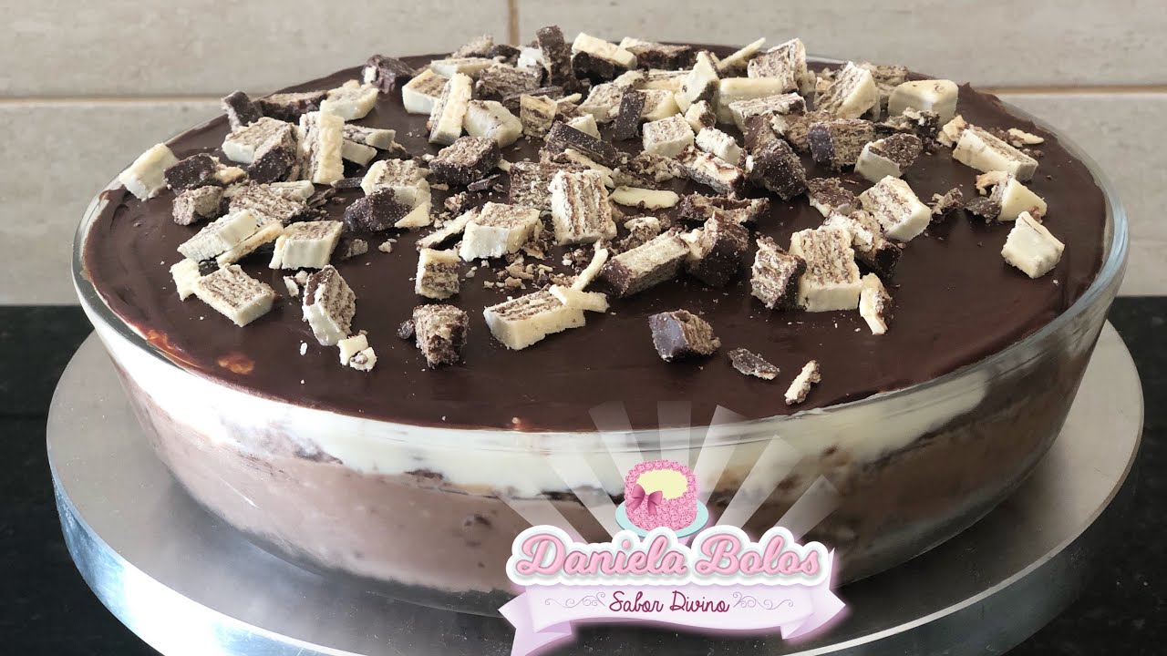 BOLO DE BIS NA TRAVESSA SUPER FÁCIL E DELICIOSO - YouTube