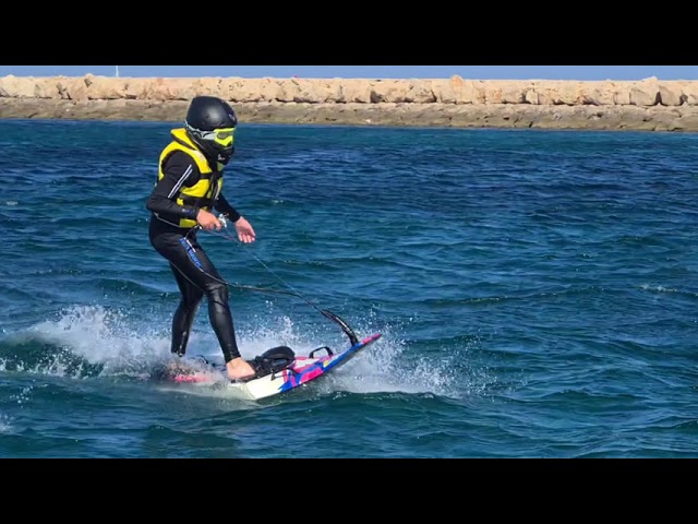 Este verano que no te lo cuenten: Surf a Motor en Denia (Jetsurf) 