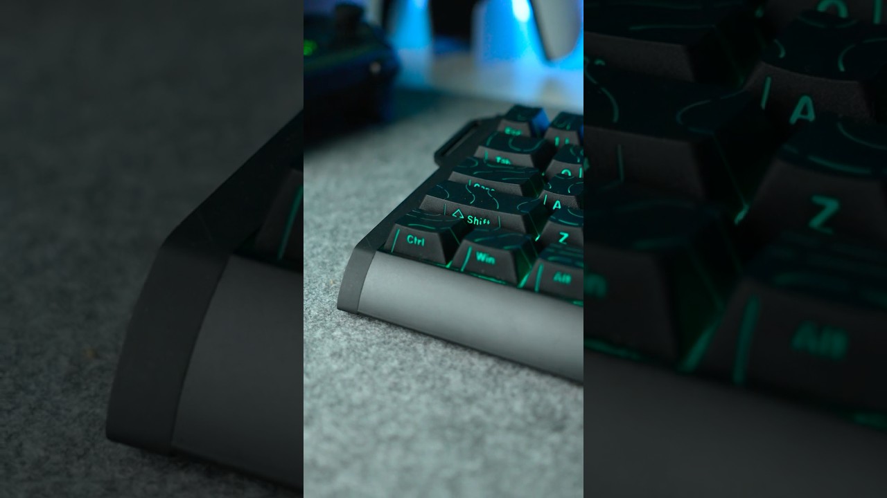 I got the Coolest Looking Keyboard SKYLOONG GK68HE 