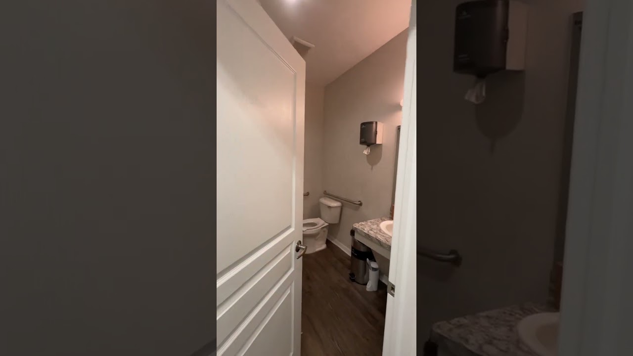 For Lease or Sub Lease 3189sf or 1594sf