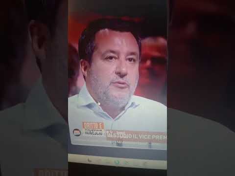 Video Matteo Salvini (Lega) ospite di Paolo Del Debbio in Lavorare in agosto a Roma e Milano è una figata,