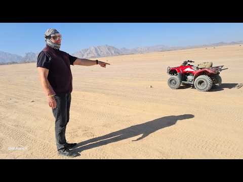 Mit dem Quad durch die Wüste und an das rote Meer in Ägypten, Hurghada. Egypt with the quad