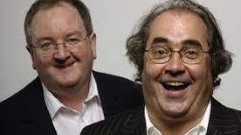 Baker and Kelly Podcast Episode 11 - 23rd Nov 2007. Umbrella, Shareholders, Moribund and Biggins