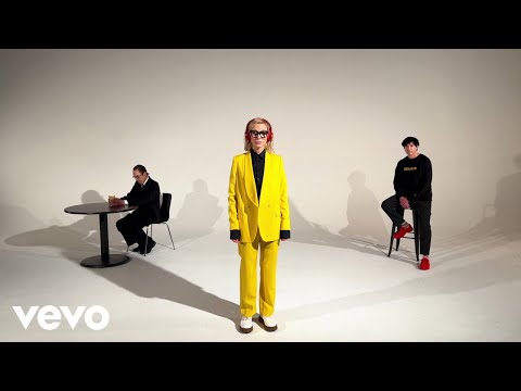 Sparks - The Girl Is Crying In Her Latte (Official Video) - Starring Cate Blanchett